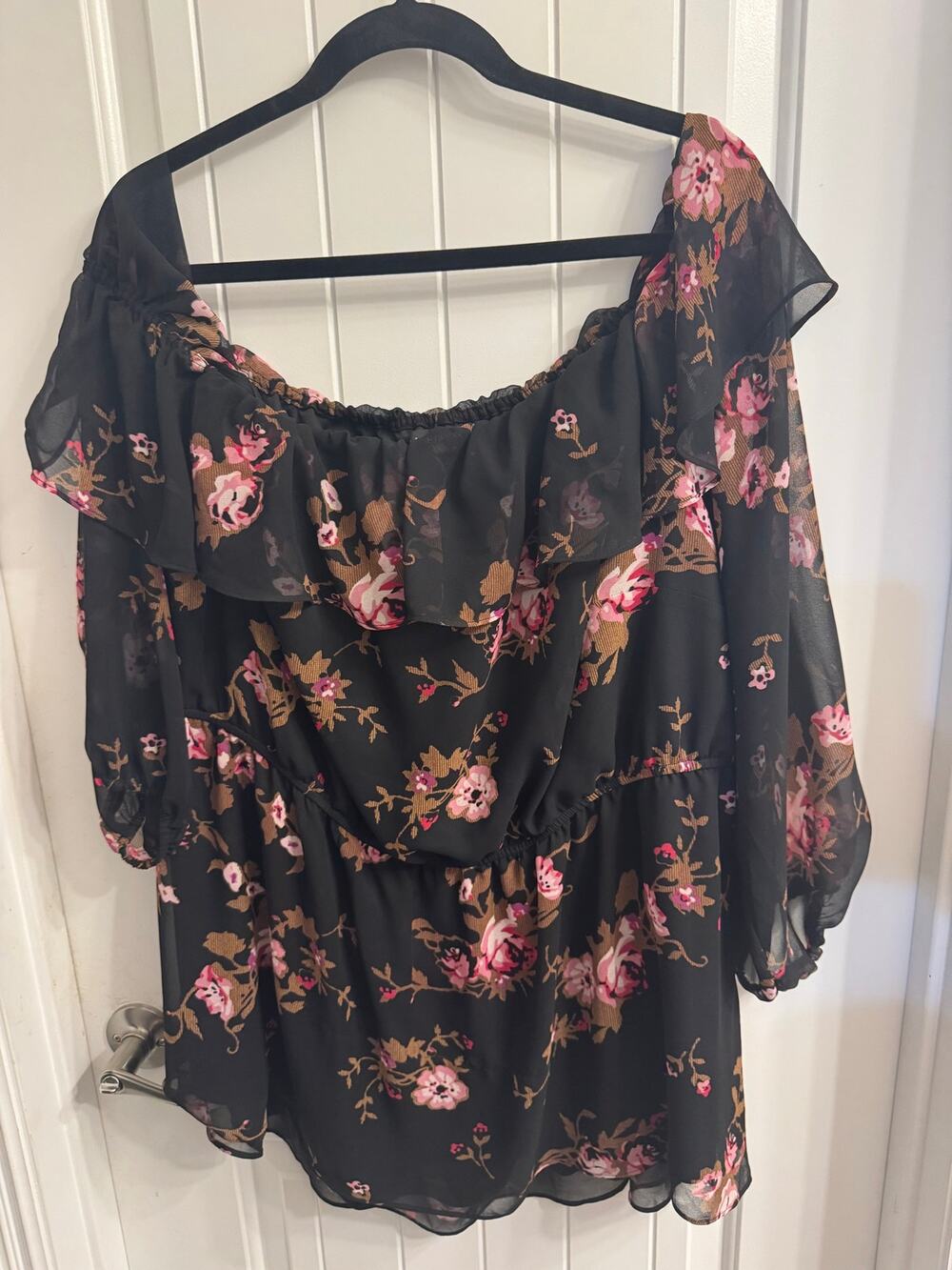 Lane Bryant Size 20 Black Floral Ruffle Off Shoulder Top